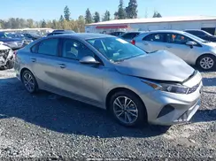 3KPF24AD8RE703752 2024 KIA FORTE