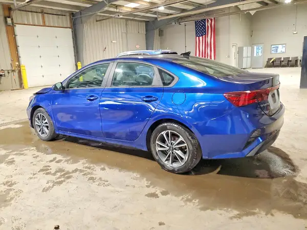 3KPF24AD8RE705131 2024 KIA FORTE - Image 2