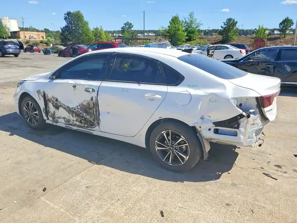 3KPF24AD8RE706151 2024 KIA FORTE - Image 2