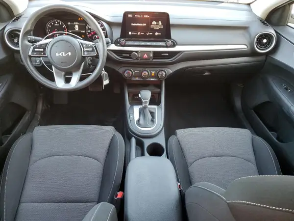 3KPF24AD8RE706991 2024 KIA FORTE - Image 8