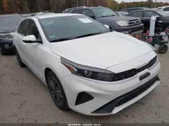 3KPF24AD8RE708076 2024 KIA FORTE