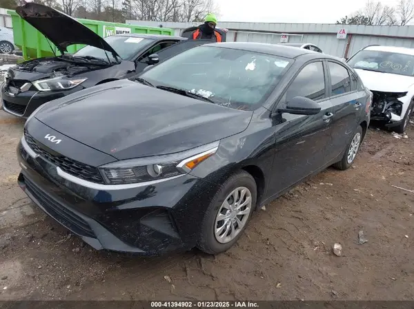 3KPF24AD8RE709180 2024 KIA FORTE - Image 2
