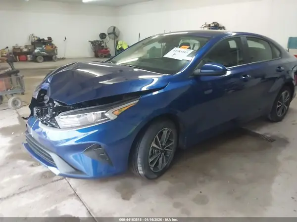 3KPF24AD8RE712080 2024 KIA FORTE - Image 2
