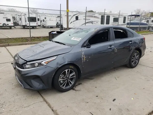 3KPF24AD8RE713150 2024 KIA FORTE - Image 1