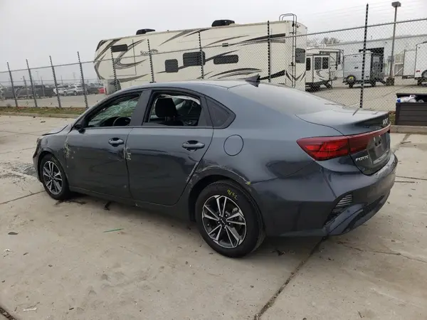 3KPF24AD8RE713150 2024 KIA FORTE - Image 2