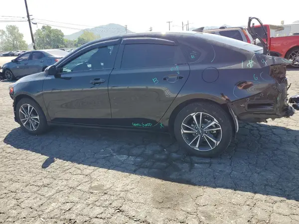 3KPF24AD8RE713665 2024 KIA FORTE - Image 2