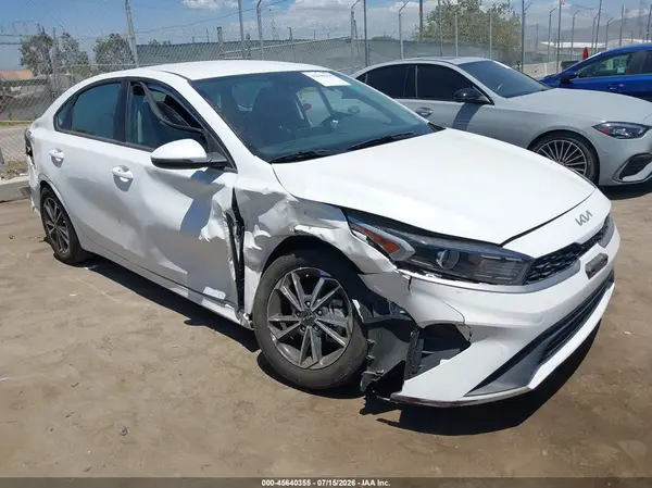 3KPF24AD8RE720423 2024 KIA FORTE - Image 1