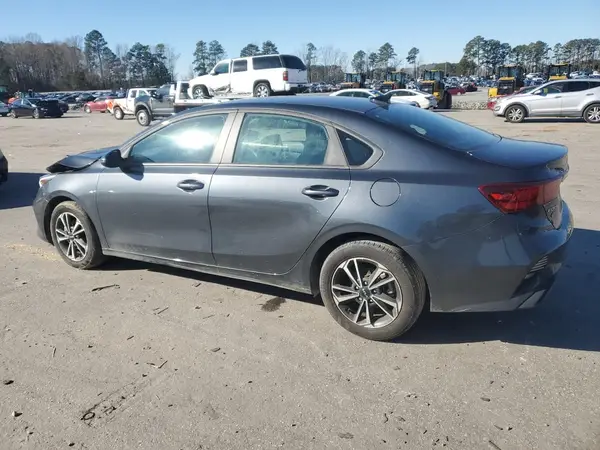 3KPF24AD8RE720728 2024 KIA FORTE - Image 2