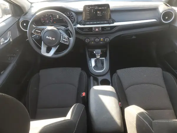 3KPF24AD8RE720728 2024 KIA FORTE - Image 8