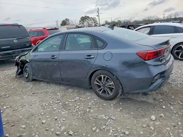 3KPF24AD8RE720938 2024 KIA FORTE - Image 2