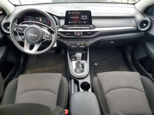 3KPF24AD8RE720938 2024 KIA FORTE - Image 8