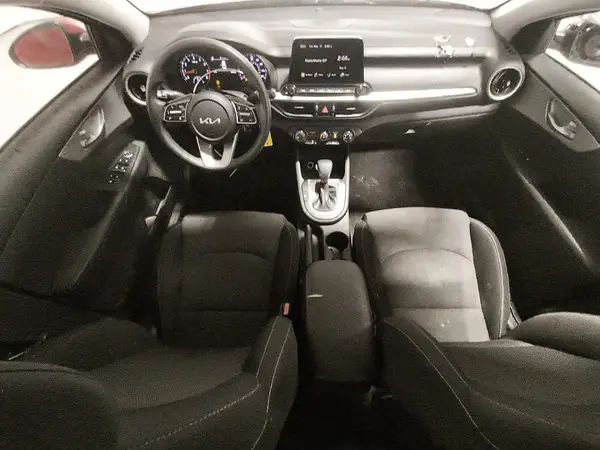 3KPF24AD8RE722513 2024 KIA FORTE - Image 8