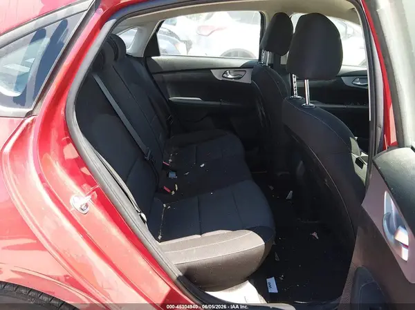 3KPF24AD8RE722737 2024 KIA FORTE - Image 8