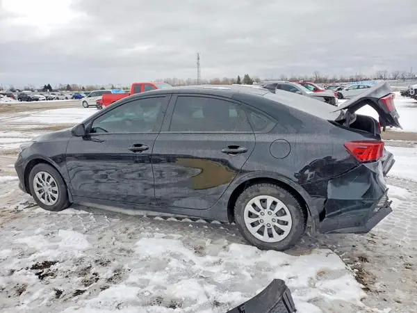 3KPF24AD8RE723659 2024 KIA FORTE - Image 2