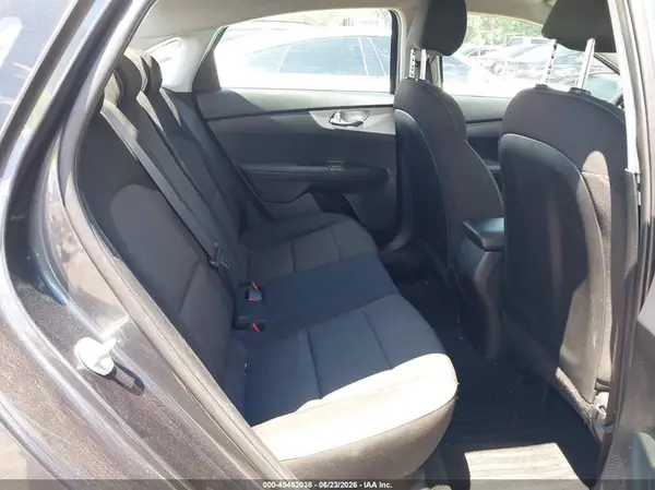 3KPF24AD8RE724259 2024 KIA FORTE - Image 8