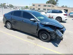 3KPF24AD8RE725721 2024 KIA FORTE