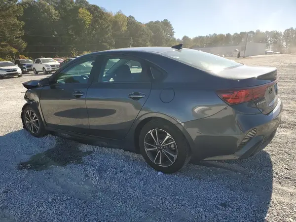3KPF24AD8RE726657 2024 KIA FORTE - Image 2