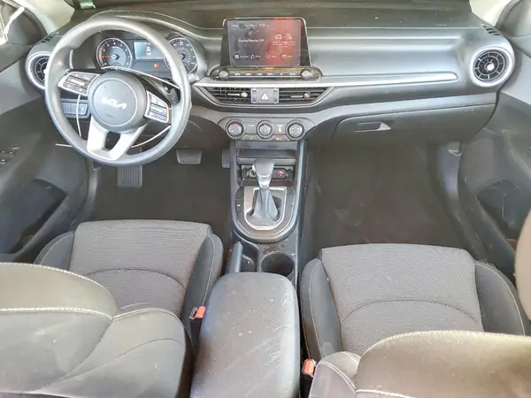 3KPF24AD8RE734340 2024 KIA FORTE - Image 8