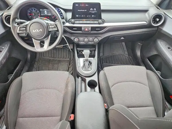 3KPF24AD8RE734662 2024 KIA FORTE - Image 8