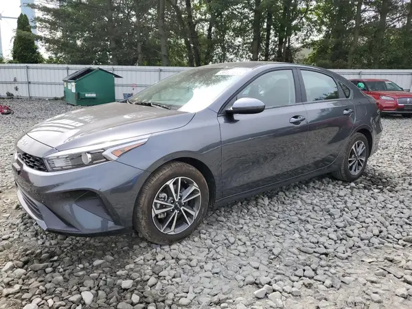 3KPF24AD8RE735455 2024 KIA FORTE - Image 1