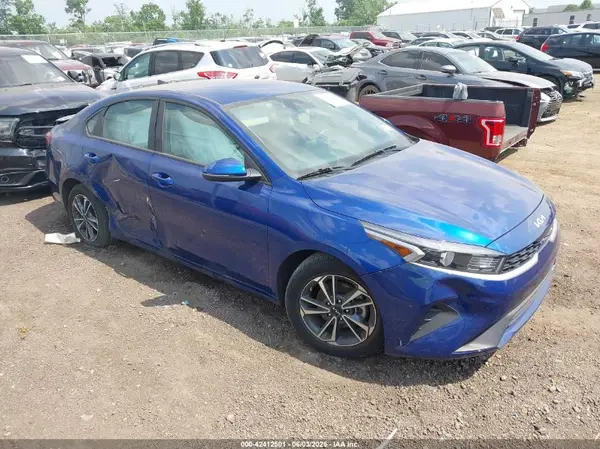 3KPF24AD8RE737349 2024 KIA FORTE - Image 1
