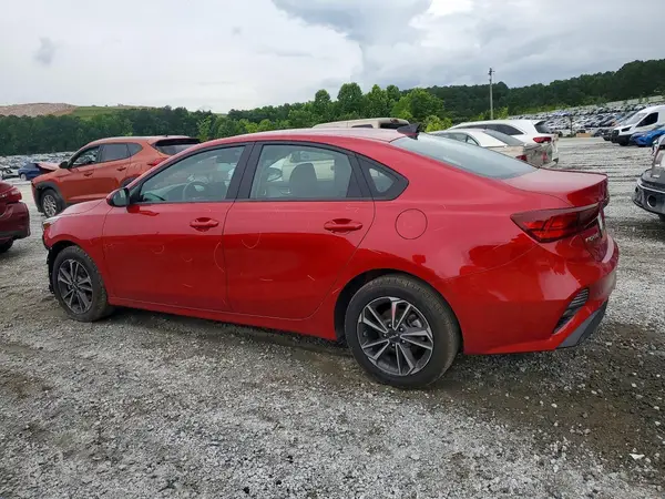 3KPF24AD8RE738873 2024 KIA FORTE - Image 2