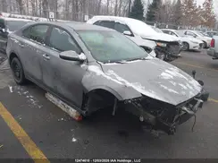 3KPF24AD8RE739103 2024 KIA FORTE