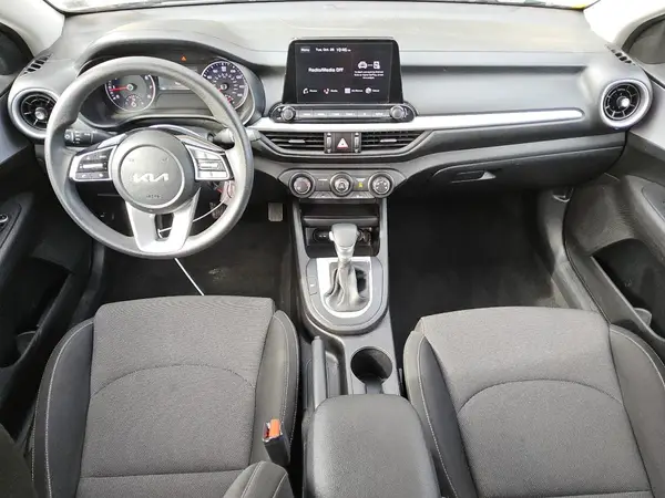 3KPF24AD8RE739229 2024 KIA FORTE - Image 8