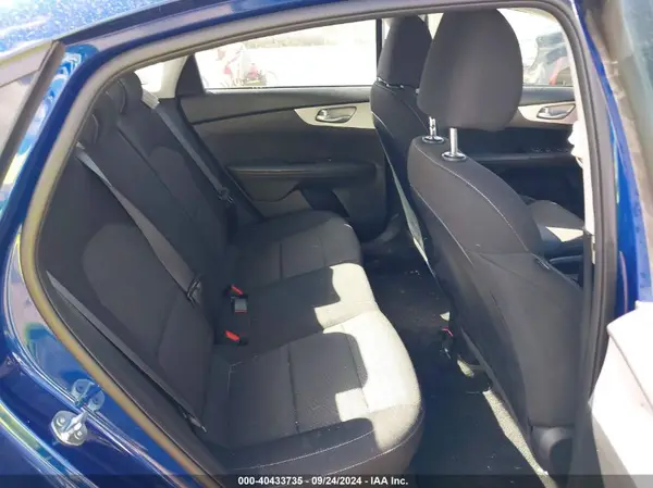 3KPF24AD8RE741174 2024 KIA FORTE - Image 8
