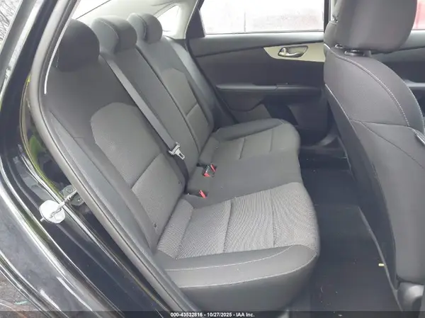 3KPF24AD8RE742440 2024 KIA FORTE - Image 8