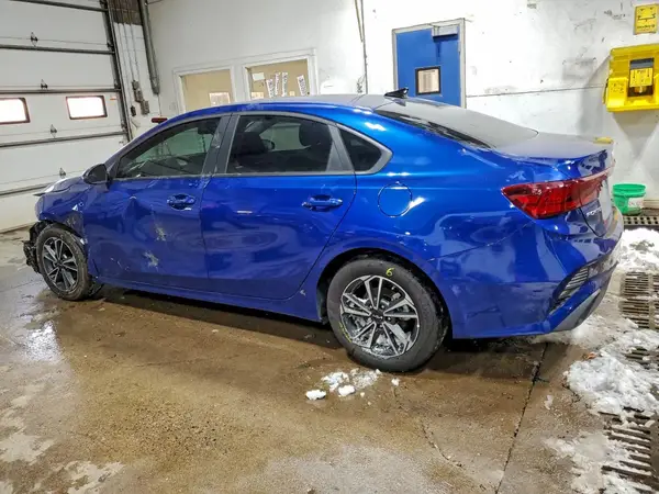 3KPF24AD8RE743782 2024 KIA FORTE - Image 2