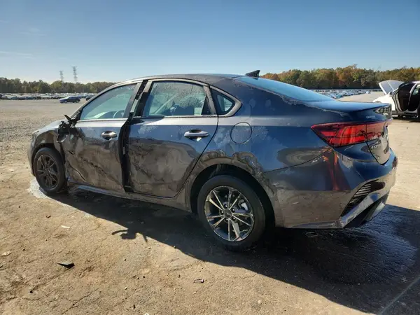 3KPF24AD8RE744141 2024 KIA FORTE - Image 2