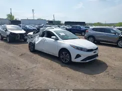 3KPF24AD8RE745807 2024 KIA FORTE