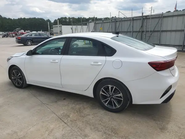 3KPF24AD8RE745810 2024 KIA FORTE - Image 2