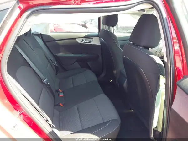 3KPF24AD8RE752241 2024 KIA FORTE - Image 8
