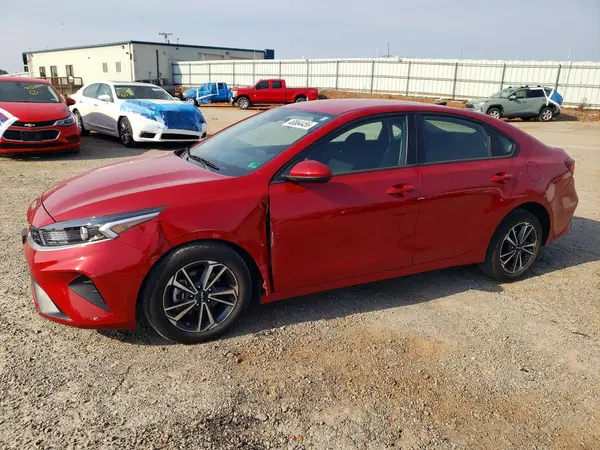 3KPF24AD8RE753454 2024 KIA FORTE - Image 1