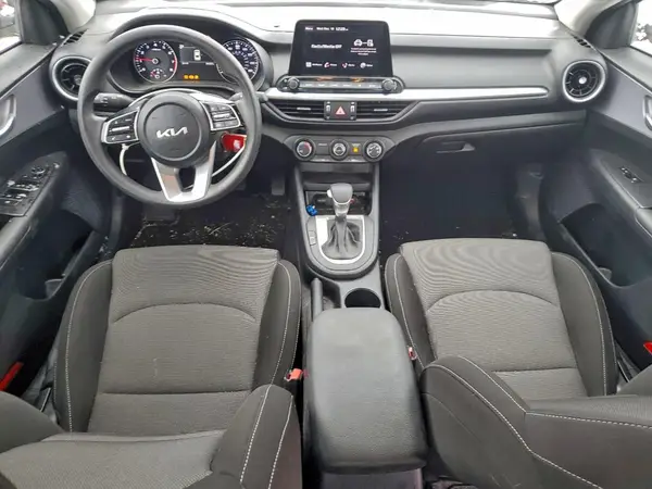 3KPF24AD8RE759156 2024 KIA FORTE - Image 8