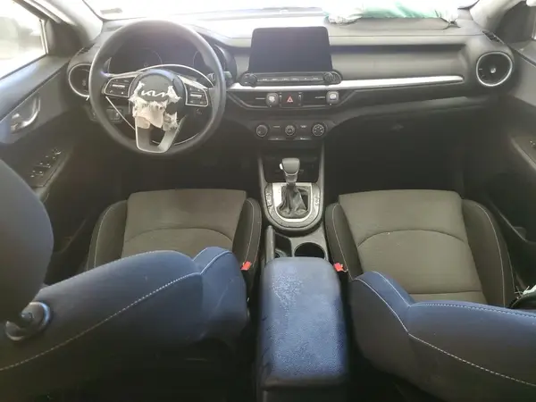 3KPF24AD8RE761313 2024 KIA FORTE - Image 8
