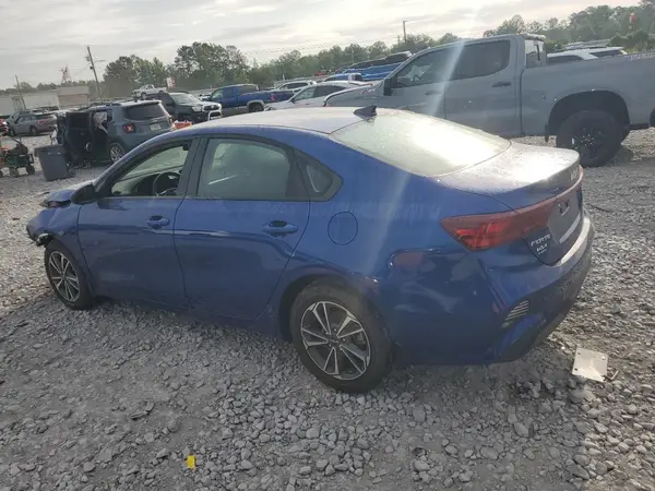 3KPF24AD8RE761795 2024 KIA FORTE - Image 2