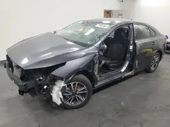 3KPF24AD8RE762753 2024 KIA FORTE