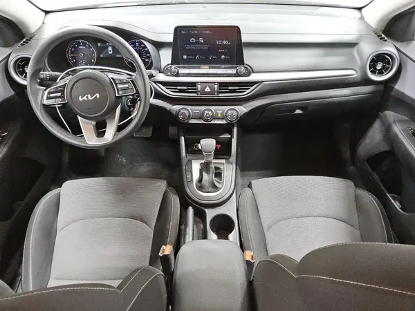 3KPF24AD8RE764065 2024 KIA FORTE - Image 8