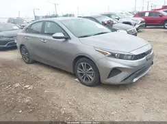 3KPF24AD8RE764471 2024 KIA FORTE