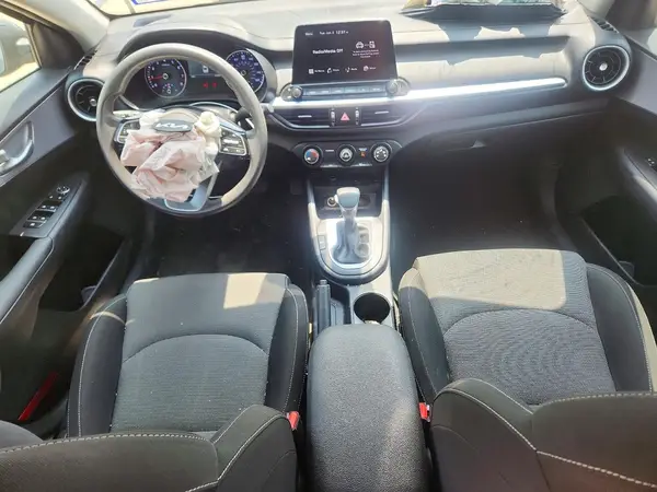 3KPF24AD8RE765202 2024 KIA FORTE - Image 8