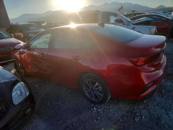 3KPF24AD8RE766950 2024 KIA FORTE - Image 2