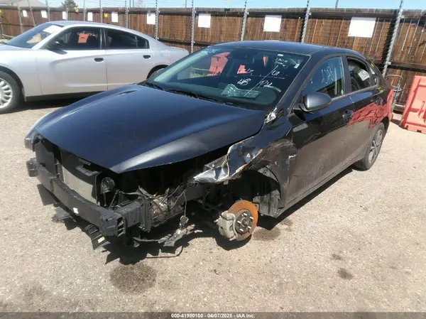 3KPF24AD8RE768200 2024 KIA FORTE - Image 2