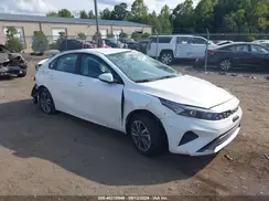 3KPF24AD8RE773817 2024 KIA FORTE