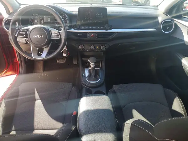3KPF24AD8RE776796 2024 KIA FORTE - Image 8
