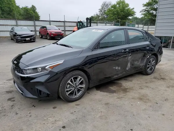 3KPF24AD8RE777026 2024 KIA FORTE - Image 1