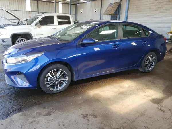 3KPF24AD8RE786549 2024 KIA FORTE - Image 1