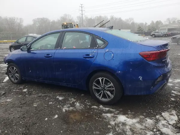 3KPF24AD8RE792156 2024 KIA FORTE - Image 2